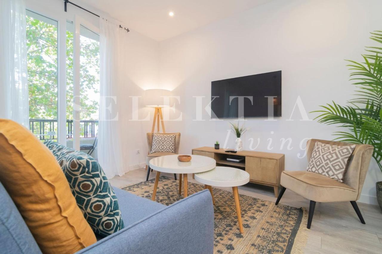 Castellana Suites Мадрид Екстериор снимка
