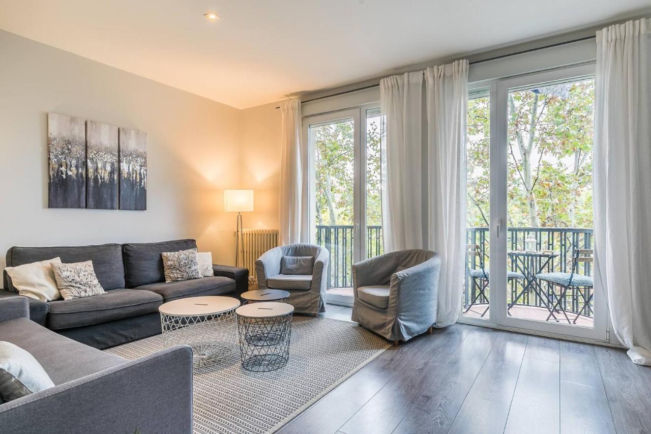 Castellana Suites Мадрид Екстериор снимка