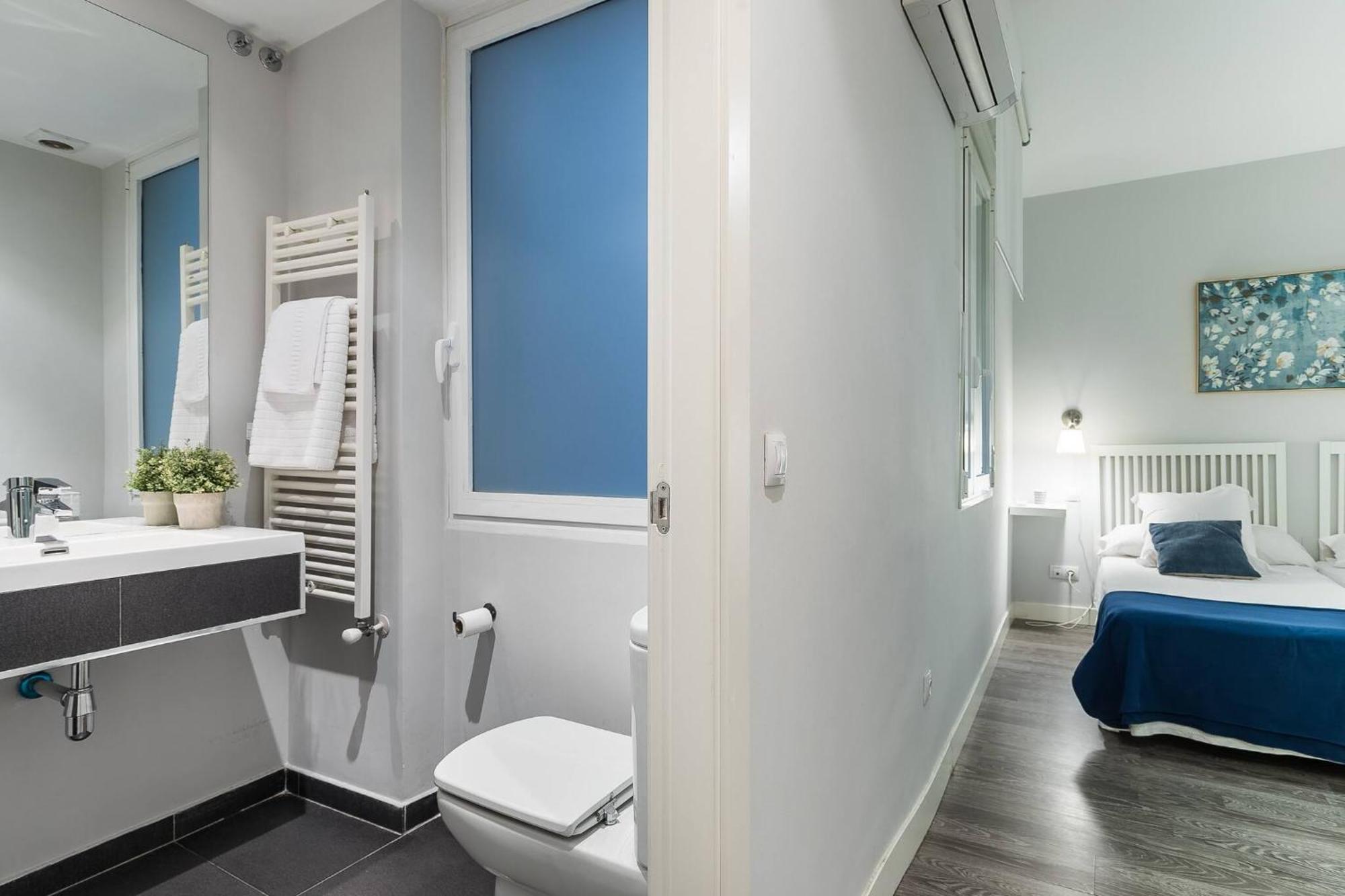Castellana Suites Мадрид Екстериор снимка
