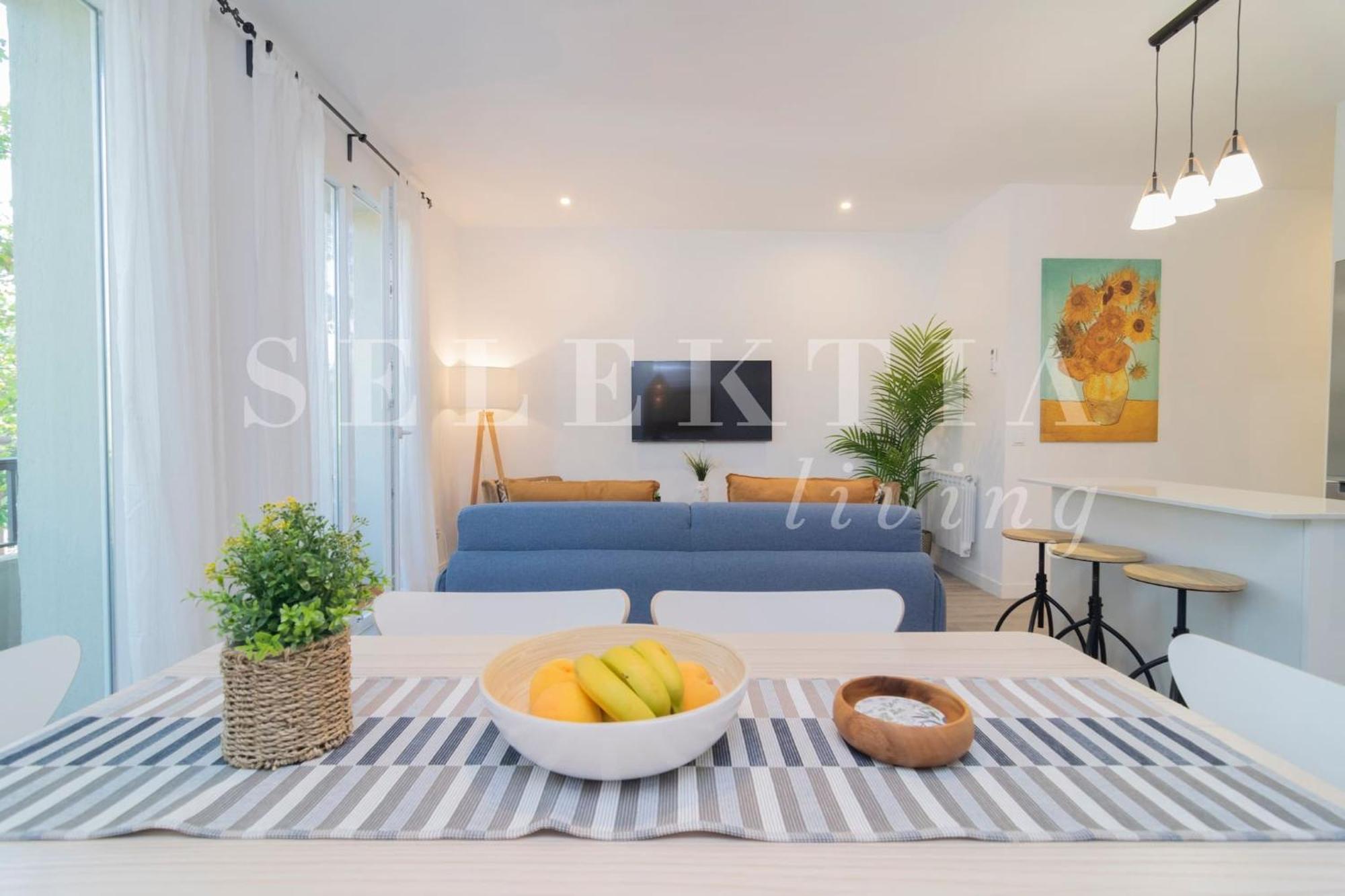 Castellana Suites Мадрид Екстериор снимка