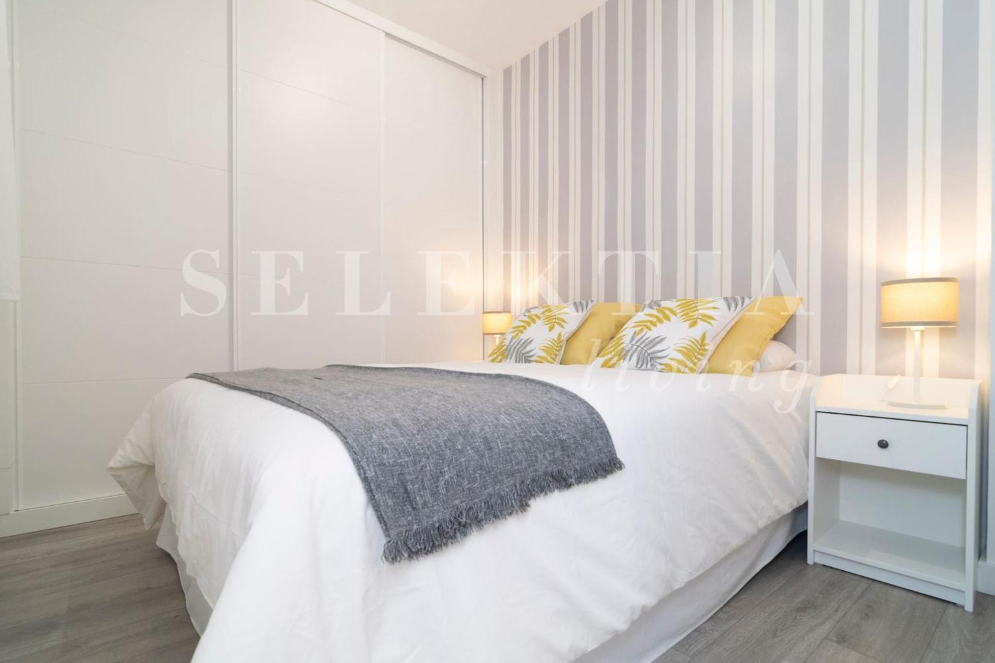 Castellana Suites Мадрид Екстериор снимка
